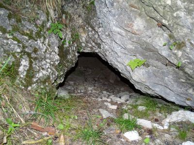 DSC06750-Bärenhöhle.JPG