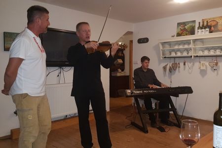 20201001_220235-Vlado-Miro-Baloga-und-Michal-Dierer.jpg