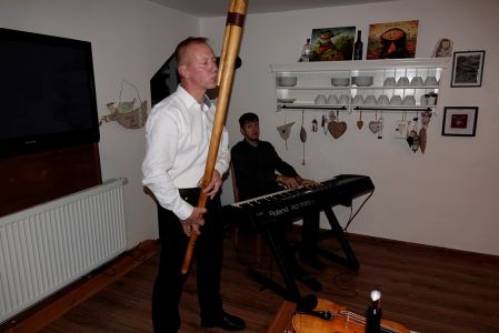 _dsc4202_miro_baloga_mit_fujara.jpg