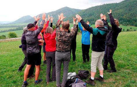 _dsc8764_regenvertreibende_tanz.jpg